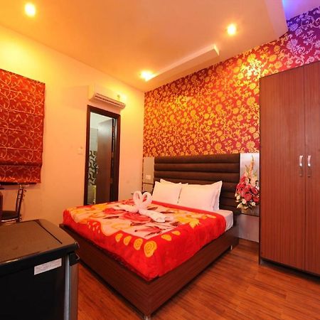 Hotel Pearl Inn & Suites Amritsar Bagian luar foto