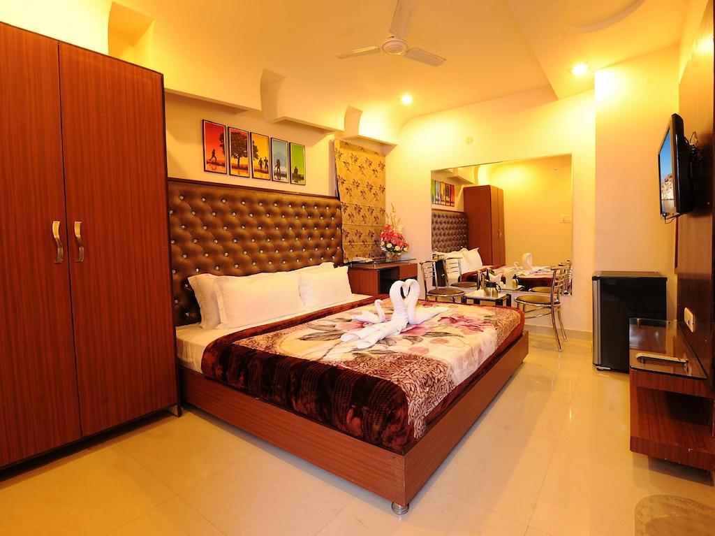Hotel Pearl Inn & Suites Amritsar Ruang foto