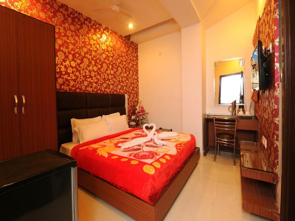 Hotel Pearl Inn & Suites Amritsar Ruang foto